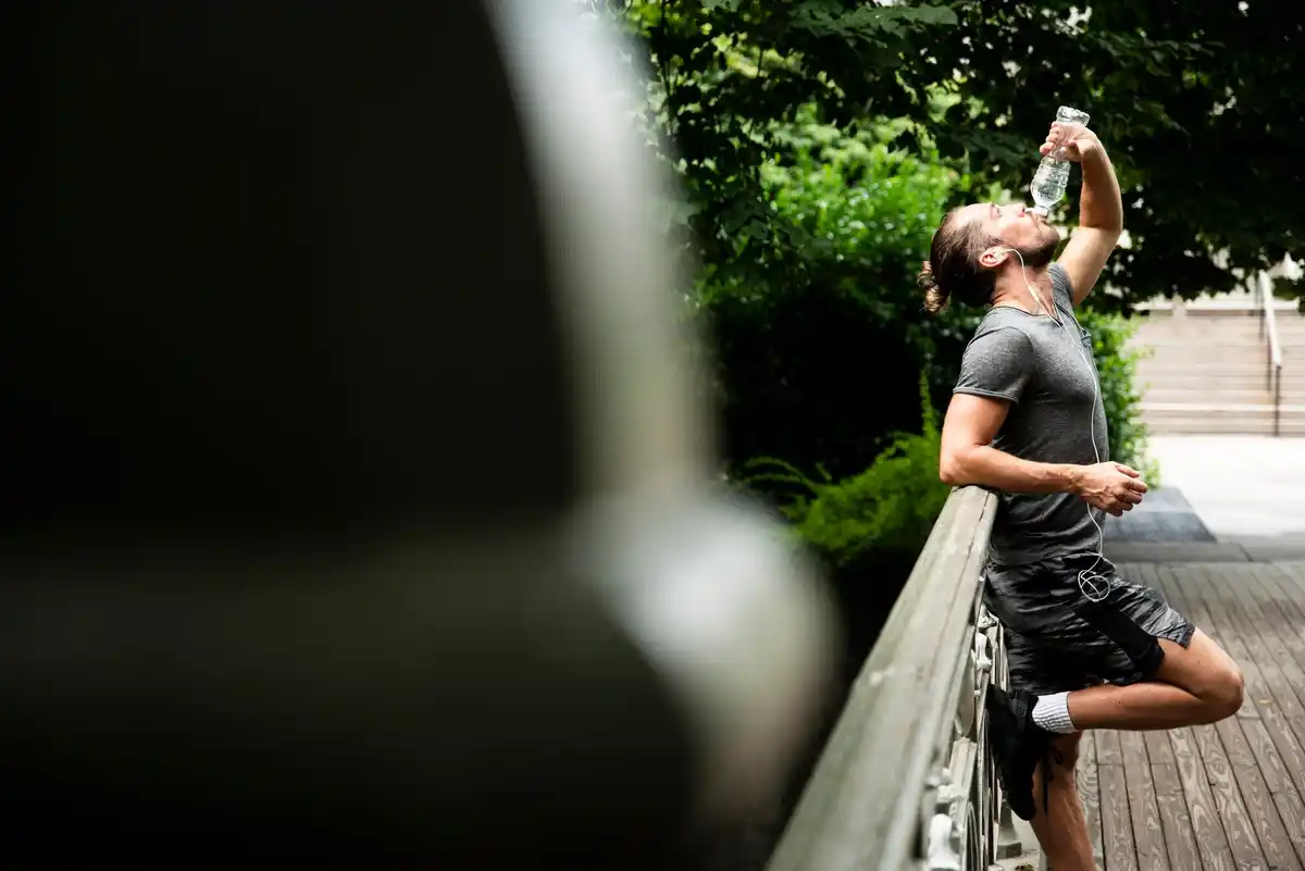 people exercising outdoors without gym workout
