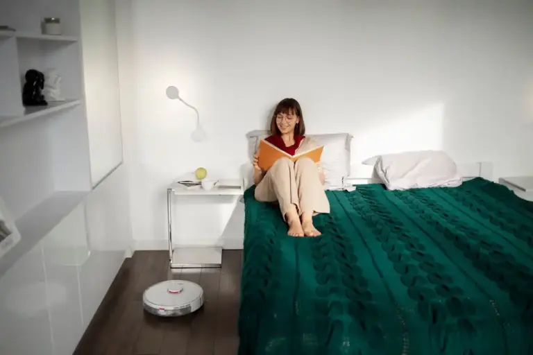 smart home gadgets Netherlands living room