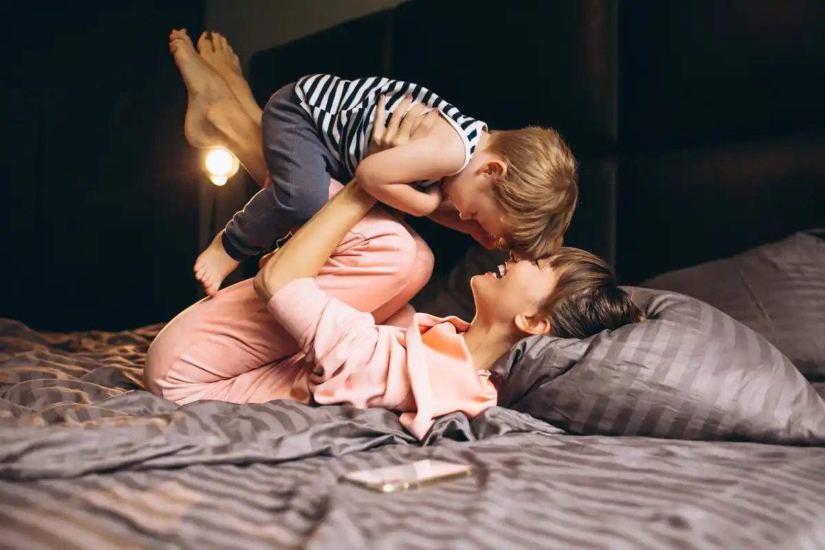 parent and child bonding quick moments