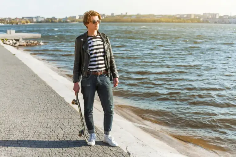casual outfit layering stylish streetwear Netherlands