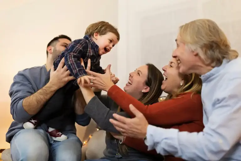 small gestures family Netherlands
