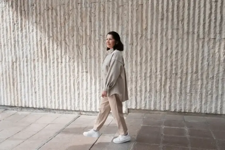 minimalist basic clothing casual style
