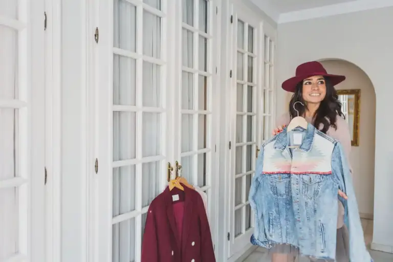small wardrobe makeover fashion accessories Netherlands