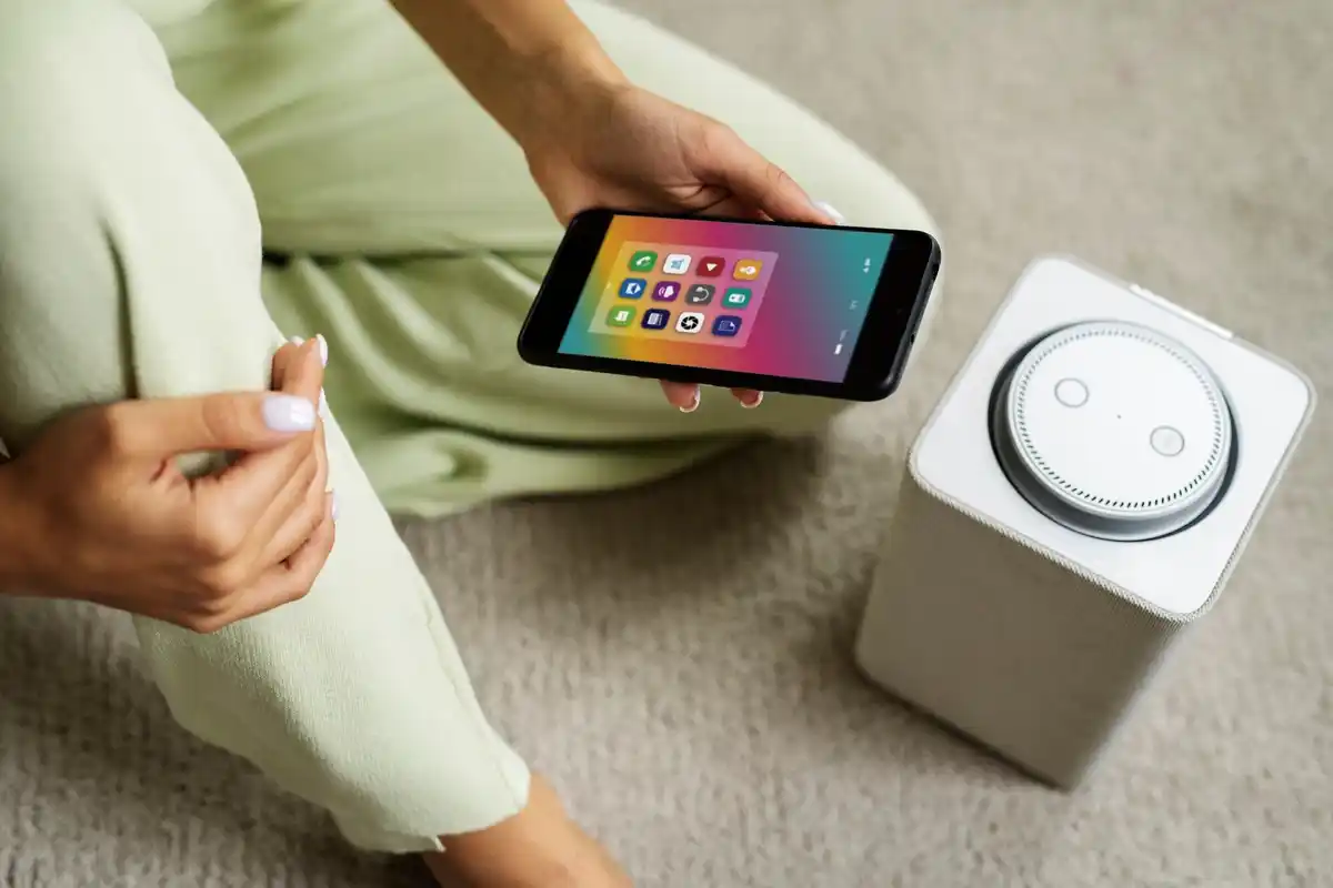 smart home gadgets relaxing lifestyle