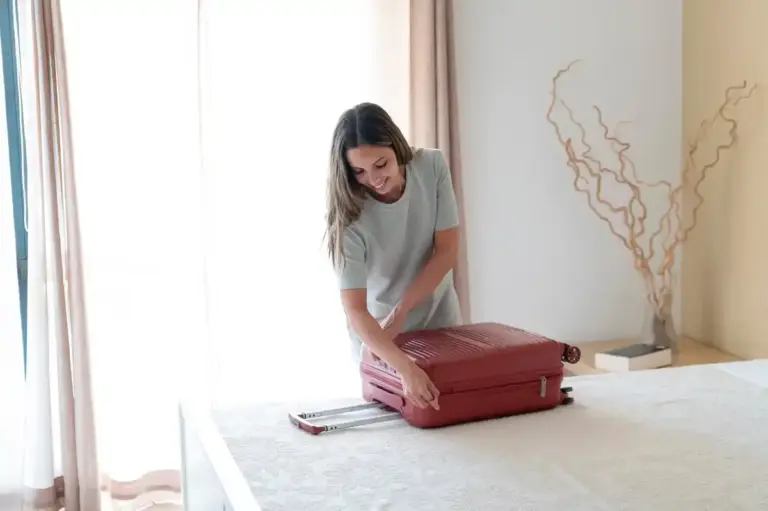 packing suitcase tips for travel