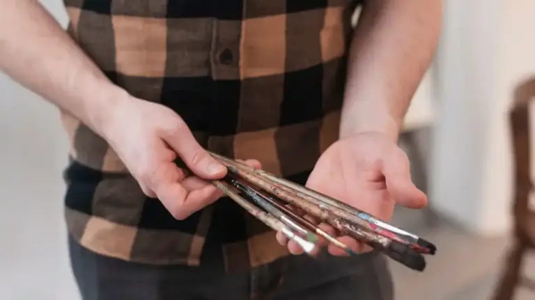 small saving habits Dutch wallet money