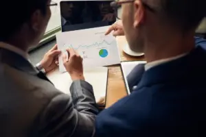 safe investing Netherlands, index funds, low risk investments