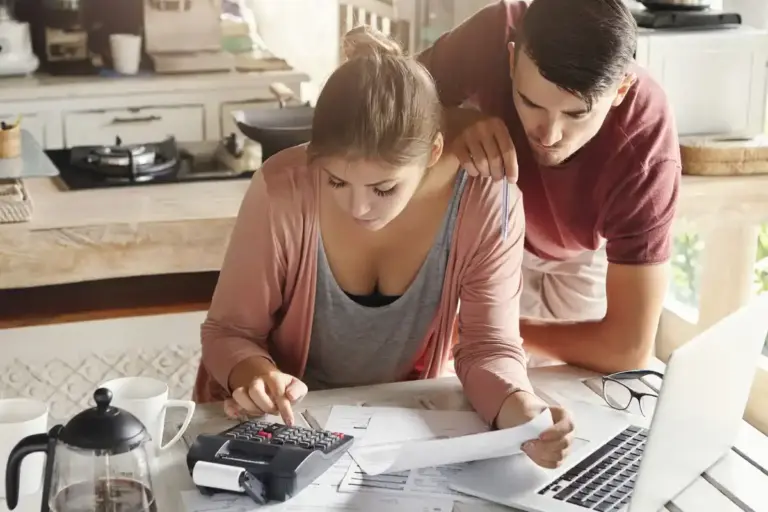 budgeting tips saving money salary Netherlands