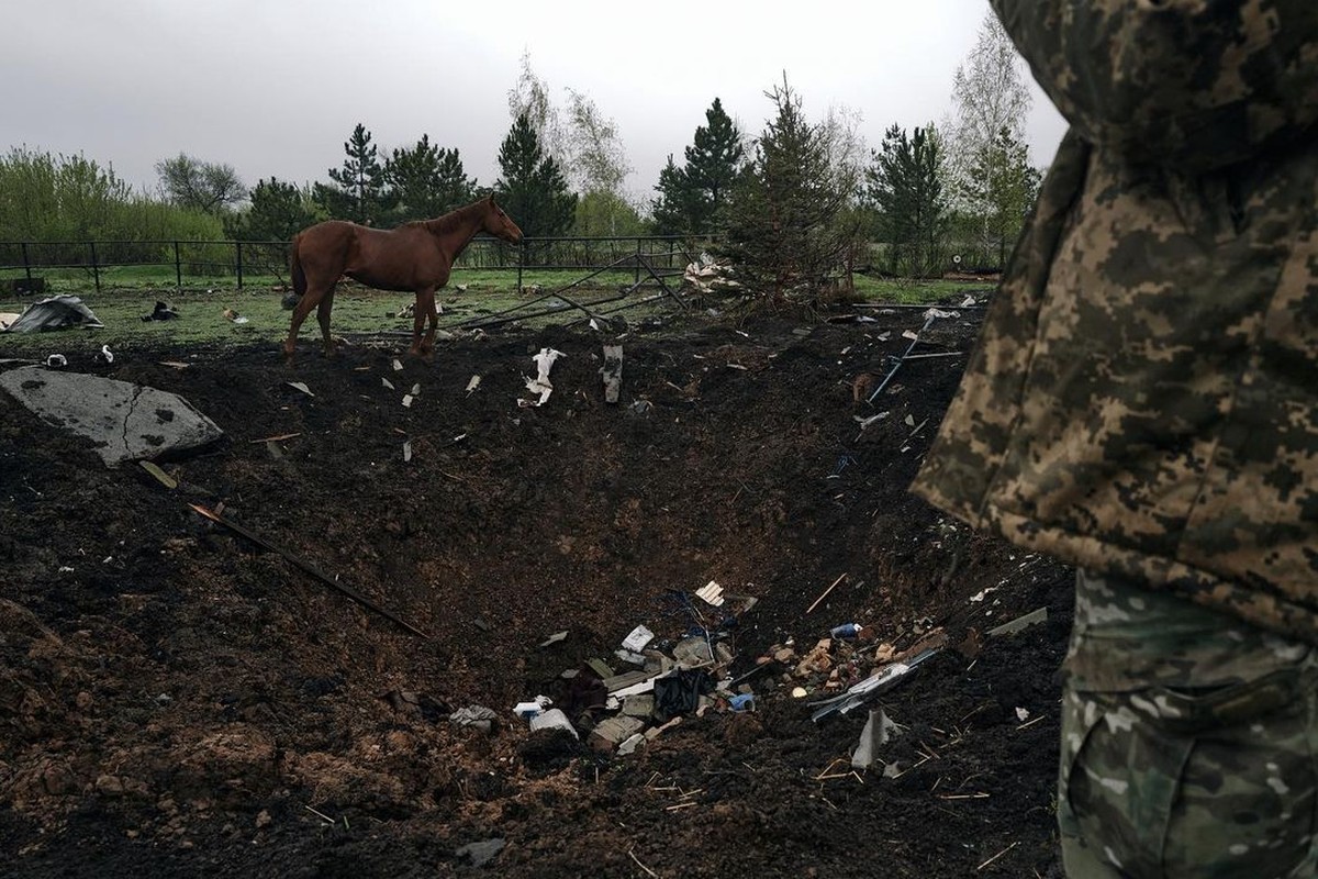 De complexe uitdaging van vrede en onzekerheid in Oekraïne: Europese perspectieven tot 2026